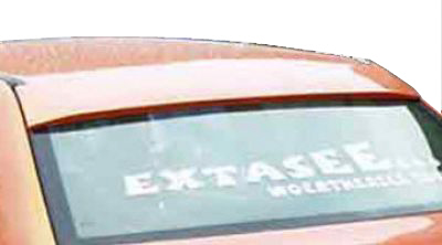 Heckscheibenblende/Heckscheibenspoiler VW Vento